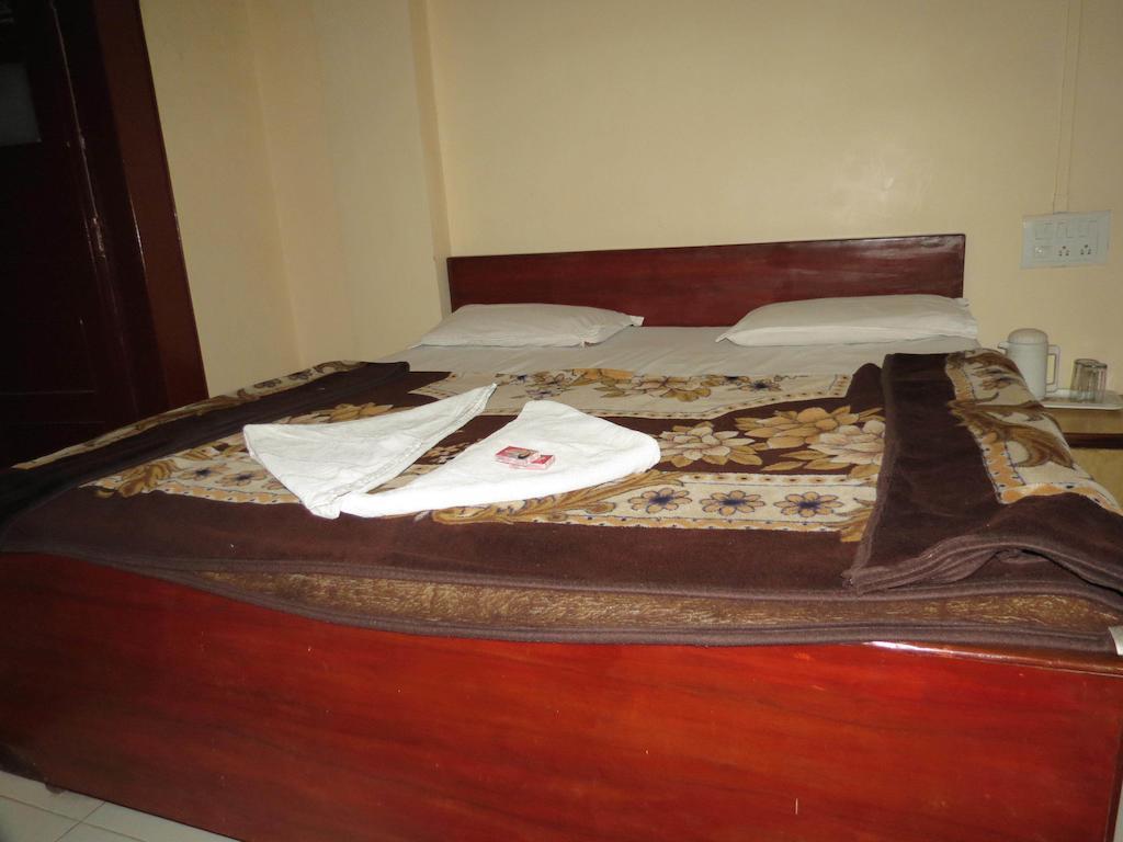 Hotel Sunny Classic Mahabaleshwar Bilik gambar