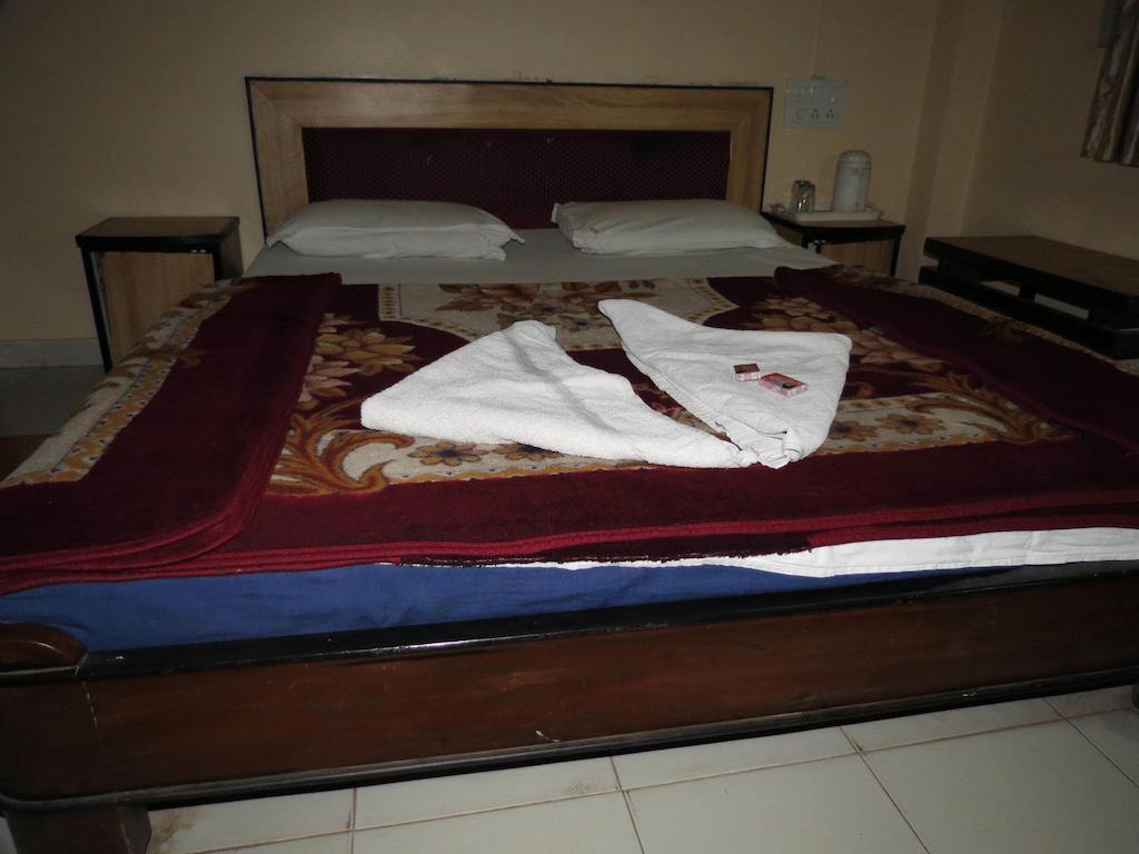 Hotel Sunny Classic Mahabaleshwar Bilik gambar